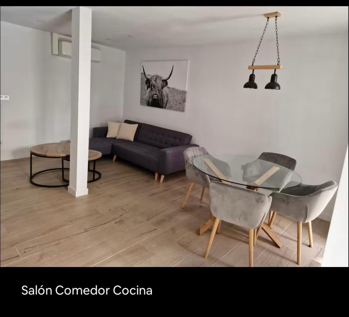 En El Corazon De Cimavilla Хихон Екстериор снимка